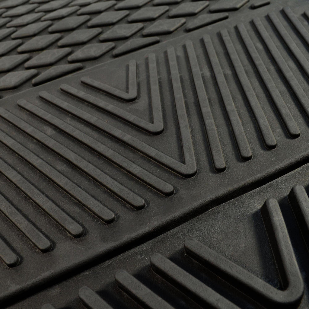 Fanmats - University of Dayton 2-pc Vinyl Car Mat Set 17''x27''