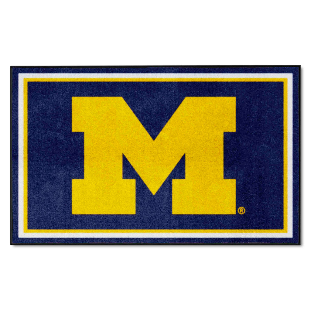 Fanmats - University of Michigan 4x6 Rug 44''x71''