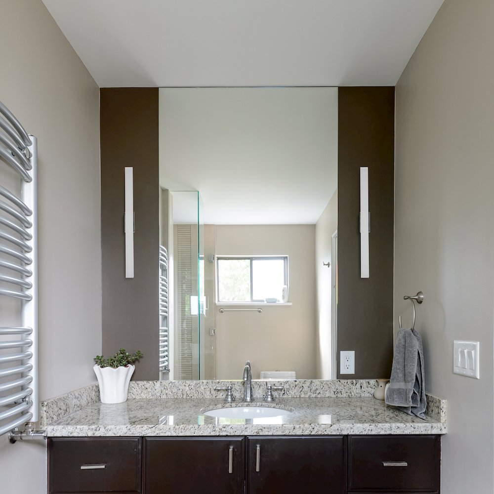 Integrated AC LED ADA Compliant Bathroom Wall Lighting Fixture in Chrome - VONN Lighting