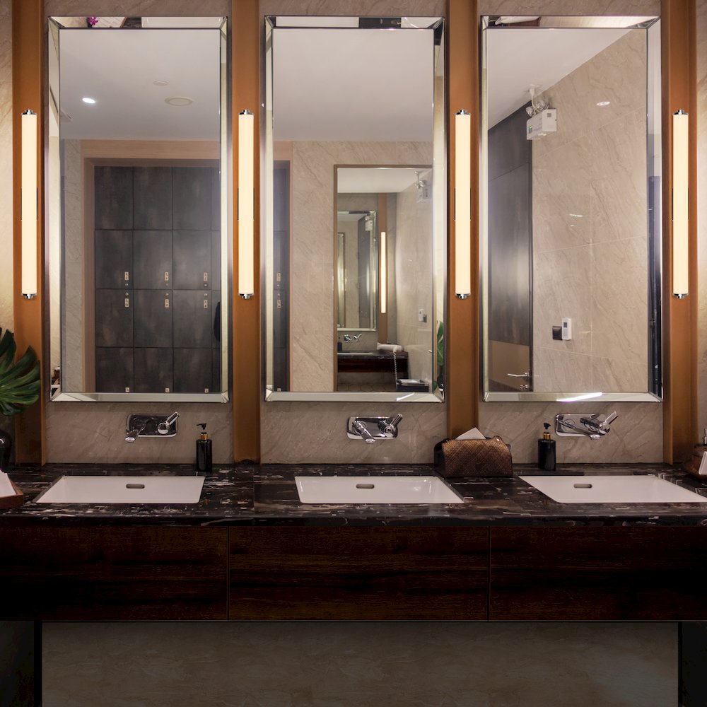 Integrated AC LED ADA Compliant Bathroom Wall Lighting Fixture in Chrome - VONN Lighting