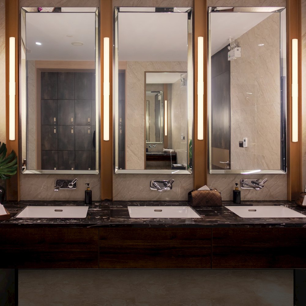 Integrated AC LED ADA Compliant Bathroom Wall Lighting Fixture in White - VONN Lighting
