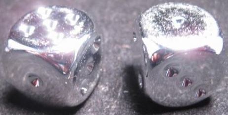 Chessex - Chessex: Silver Metallic D6 Dice (Pair)