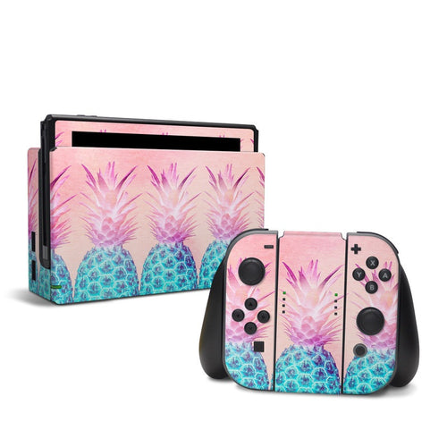 DecalGirl NSW-PNAPFARM Nintendo Switch Skin - Pineapple Farm