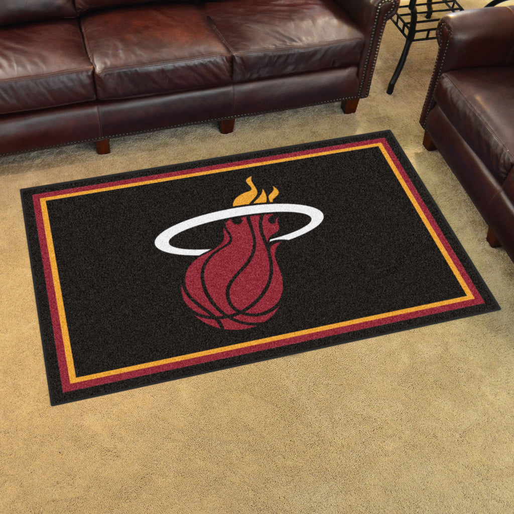 Fanmats - NBA - Miami Heat 4x6 Rug 44''x71''