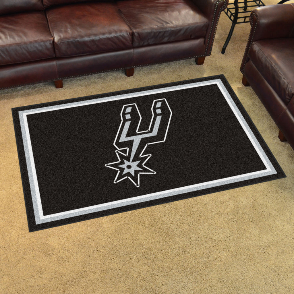 Fanmats - NBA - San Antonio Spurs 4x6 Rug 44''x71''