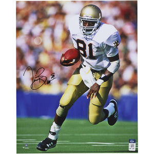 Tim Brown Notre Dame Fighting Irish Autographed 16'' x 20'' Running with Ball Photograph