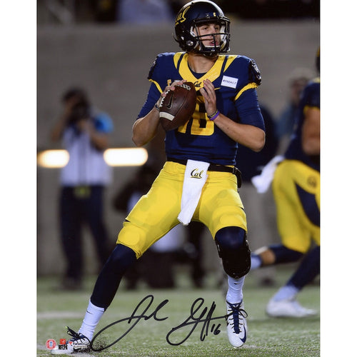 Jared Goff Cal Bears Autographed 8'' x 10'' Navy Jersey Pass Photograph