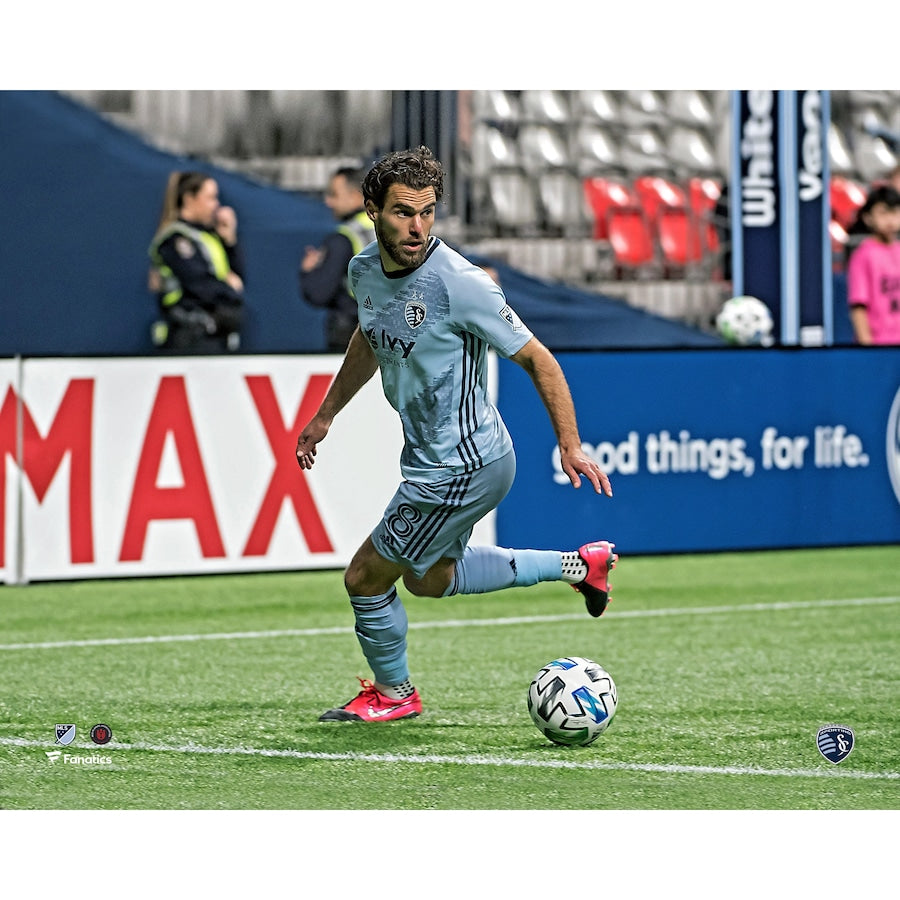 Graham Zusi Sporting Kansas City Unsigned Dribbling Photograph