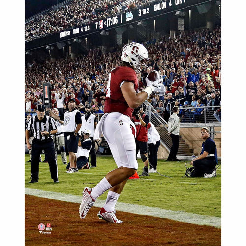 Austin Hooper Stanford Cardinal Unsigned Tiptoe Touchdown Photograph