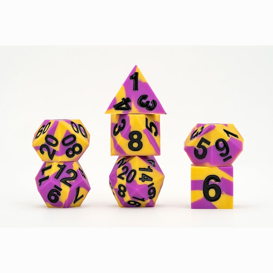 Fanroll -  Pride Dice - 7 Count Dice Poly Set: 16Mm Sharp-Edge Silicon Rubber: Intersex