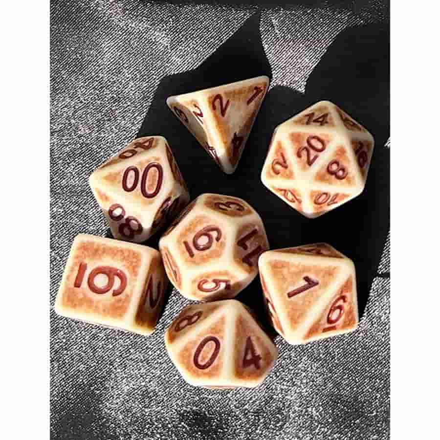 Goodman Games -  Dungeon Crawl Classics Dice: Wyrdling Sunbleached Bone Pre-Order