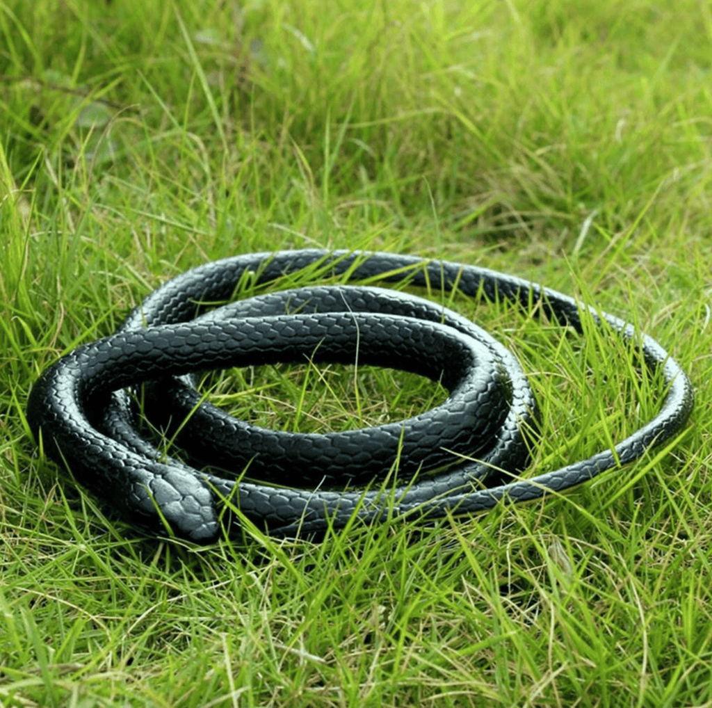 The Perfect Part - Fake Realistic Snake Lifelike Real Scary Rubber Toy Prank Party Joke For Garden