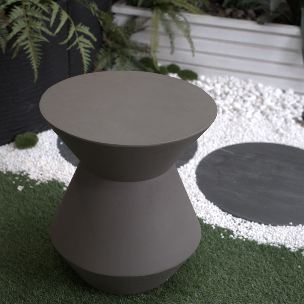 Yeah Depot - Decorative Garden Stool, 17.75'' H Modern Heavy Duty Patio Sturdy Faux Terrazzo Accent Table Side Table Plant Table for Indoor Outdoor, Faux White