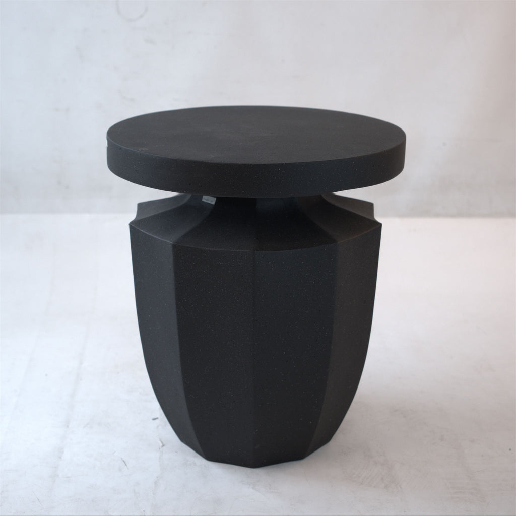 Yeah Depot - Decorative Garden End Table, 20.3'' H Modern Heavy Duty Patio Sturdy Faux Terrazzo Accent Table Side Table Plant Table for Indoor Outdoor