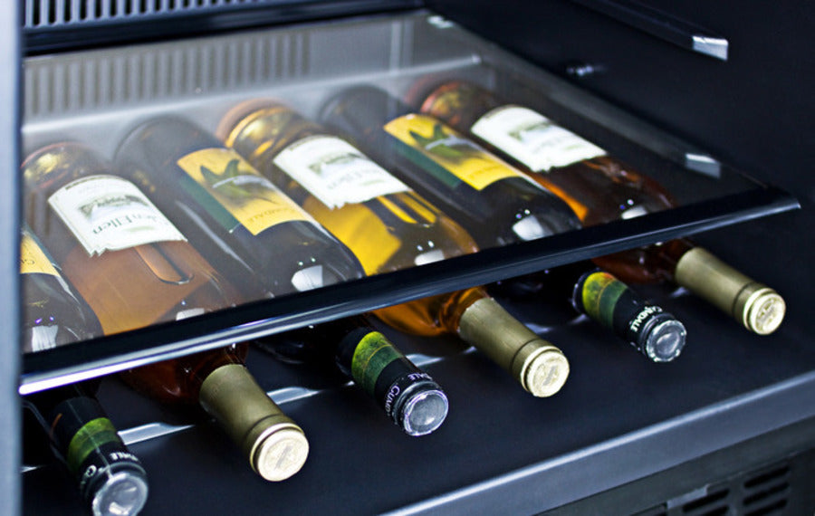 Outdoor Refrigerator , With Lock, Digital Thermostat, Thin Handle, And Stainless Steel Wrapped Exterior - SPR627OSCSSHV Summit